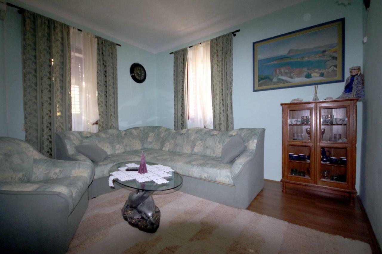 Apartment Lorna & Igor Zuvic Omišalj Kültér fotó